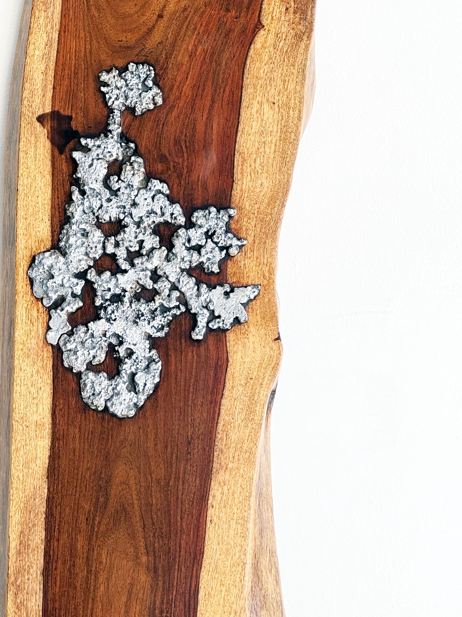 Molten Aluminium on Wood // 05