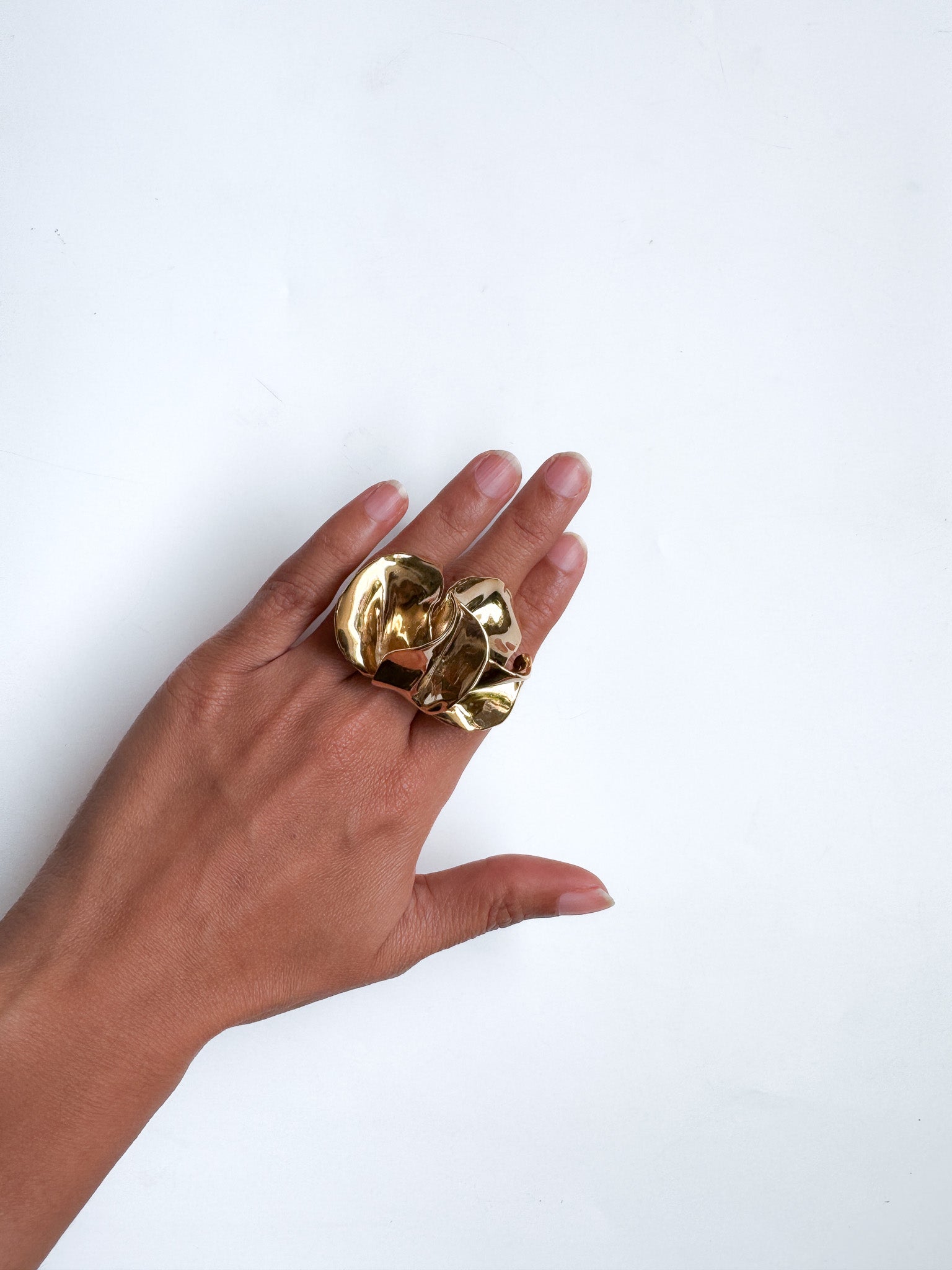 Magnolia Leaf Ring