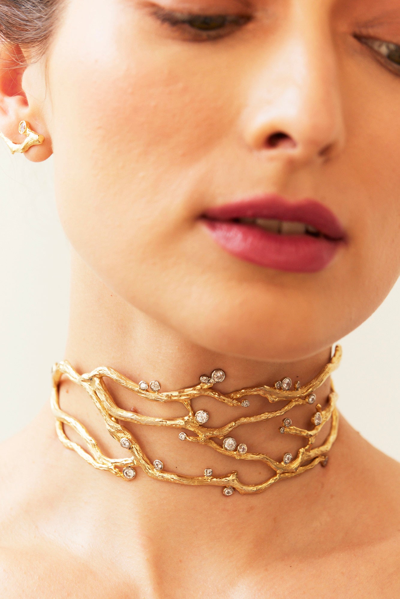 studio metallurgy thorn choker bloom collection