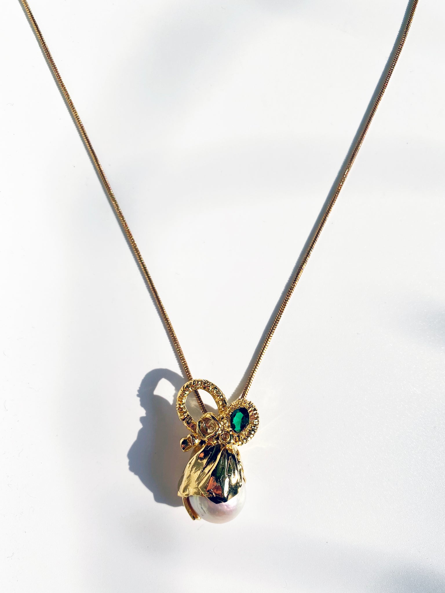 Baroque Pearl Bow Pendant