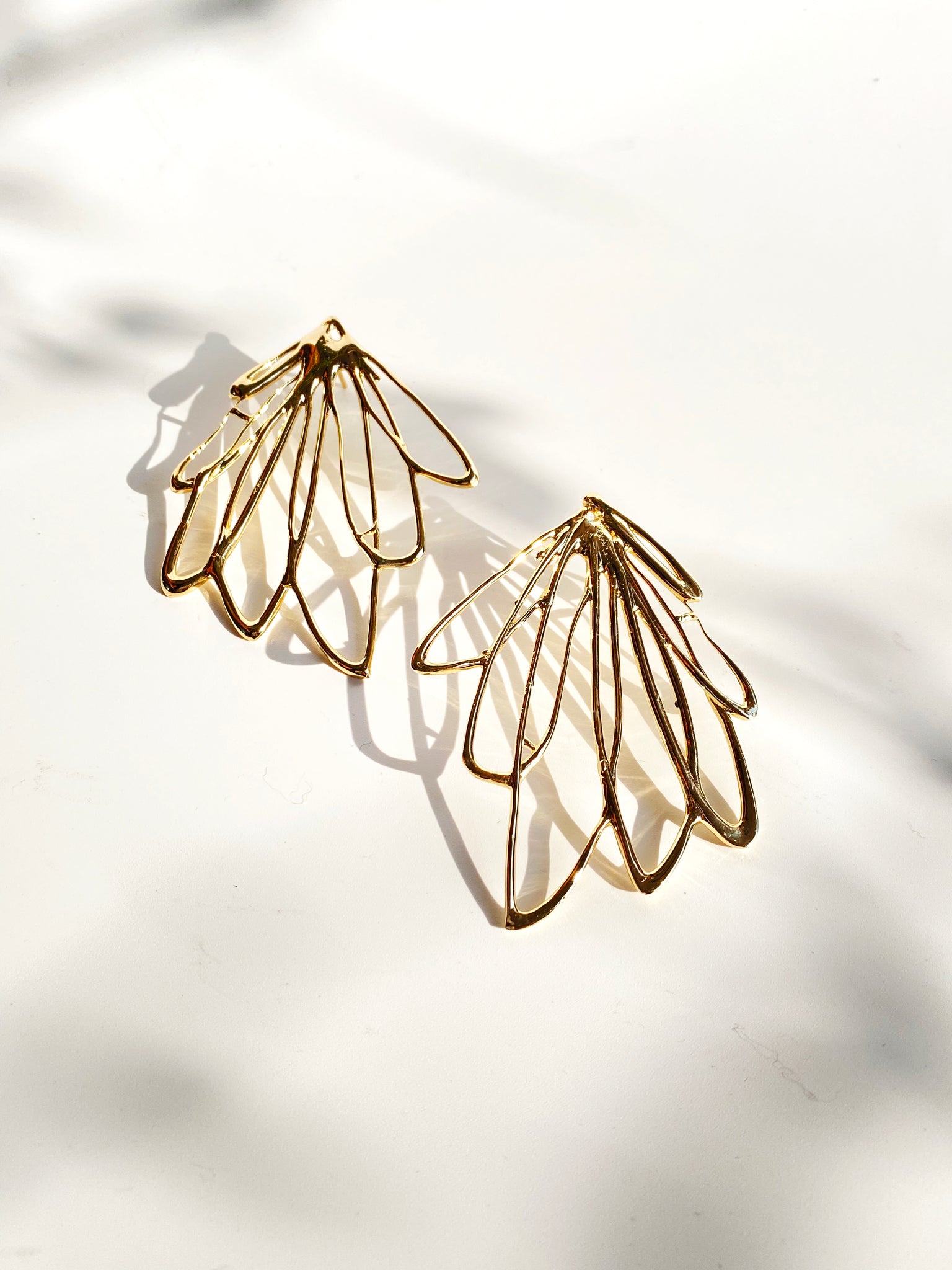 Studio metallurgy earrings  Gypsy Flower Earrings Scribble collection 