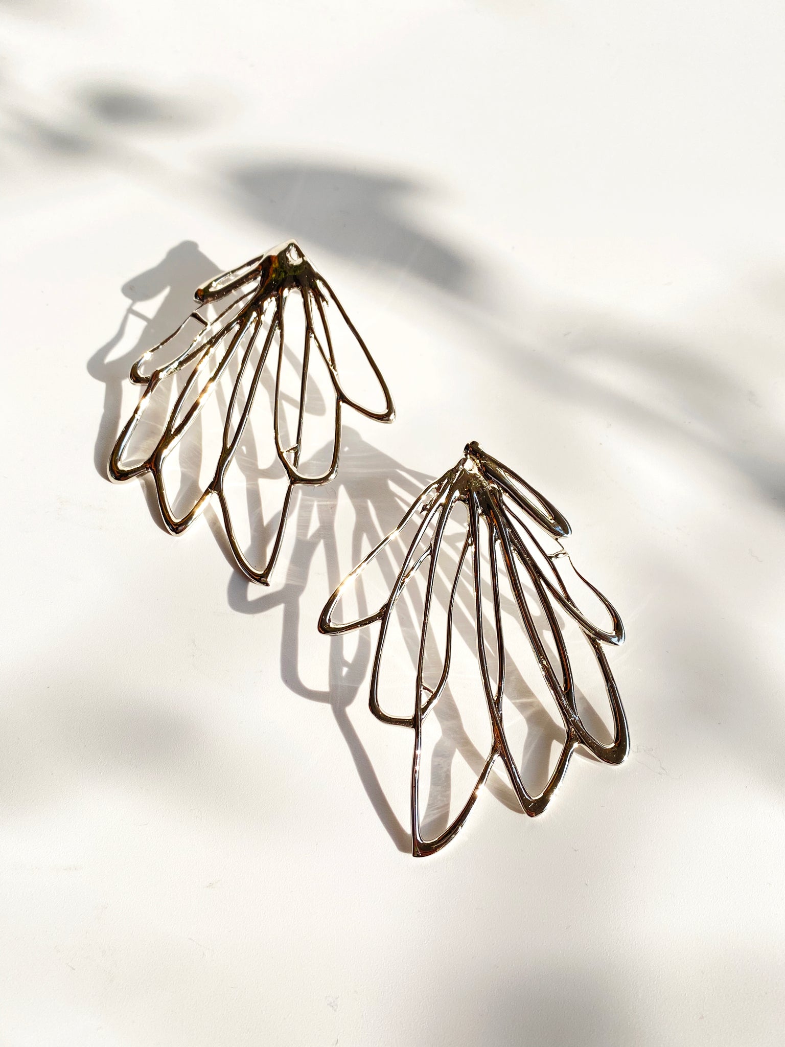 Studio metallurgy earrings  Gypsy Flower Earrings Scribble collection 