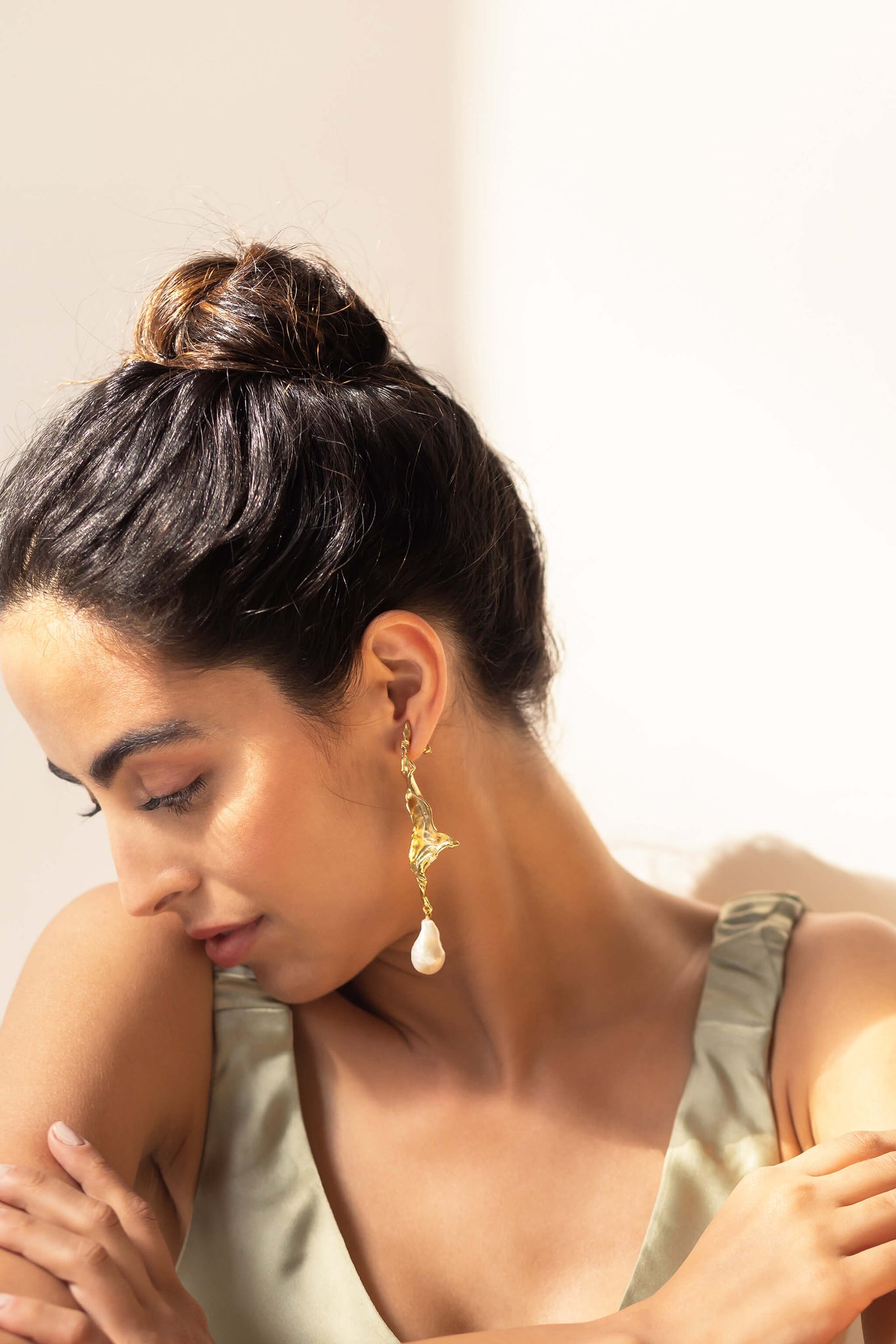 Goldleaf & Baroque Pearl Earrings
