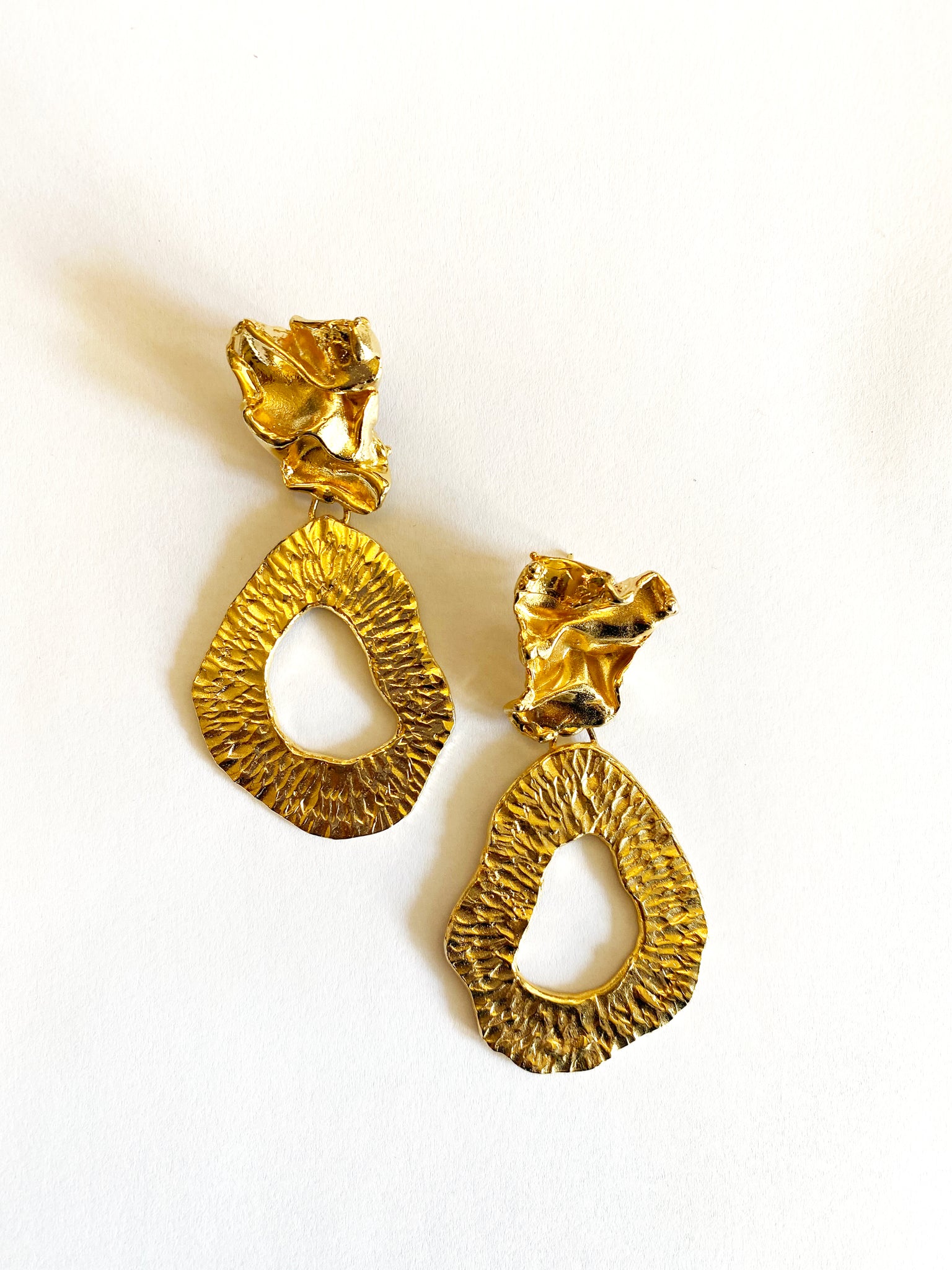 Kinoko Coral Studio Metallurgy Mettalurgy Earrings