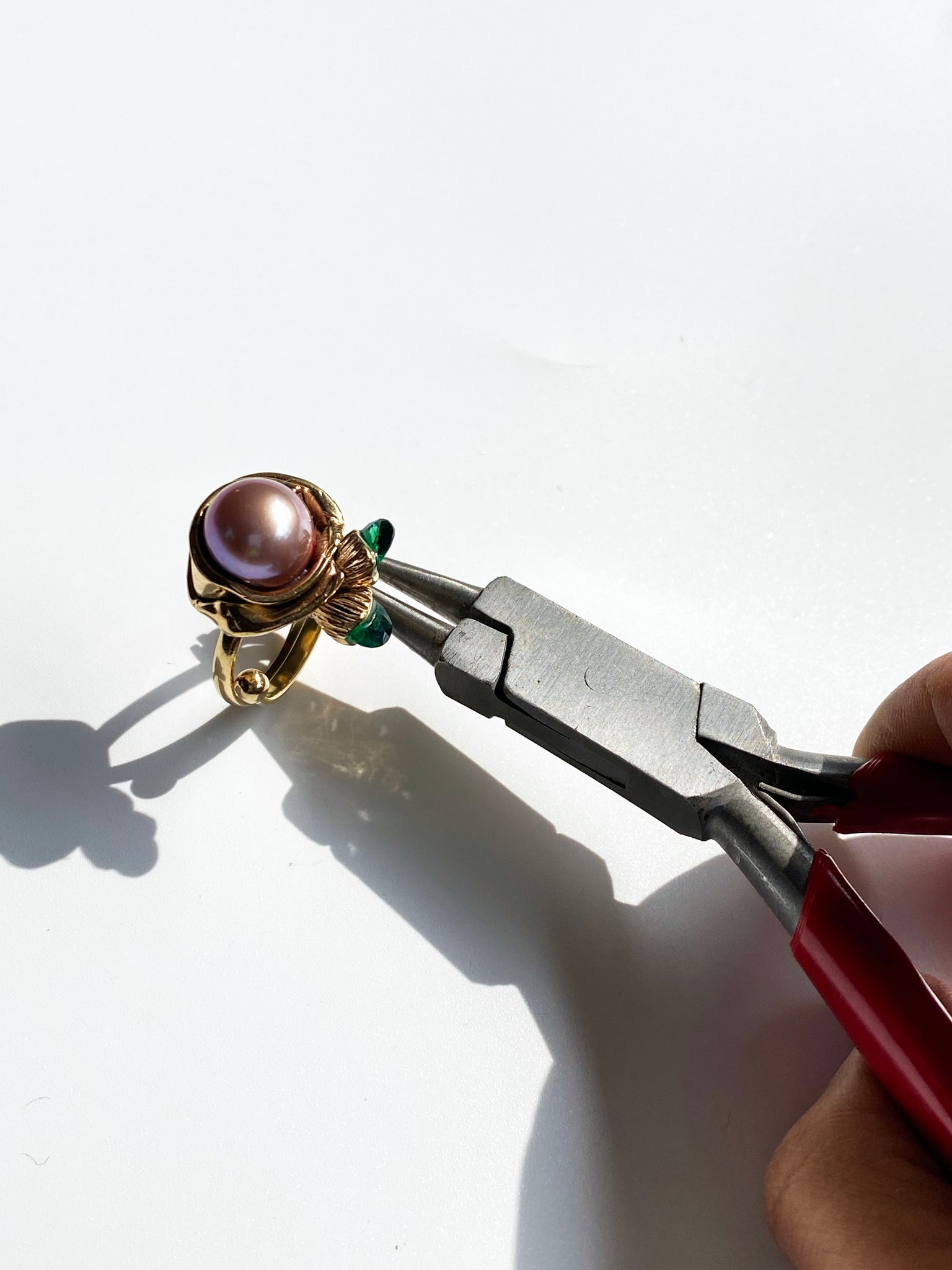Pearl ring studio metallurgy handcrafted artisinal jewelry