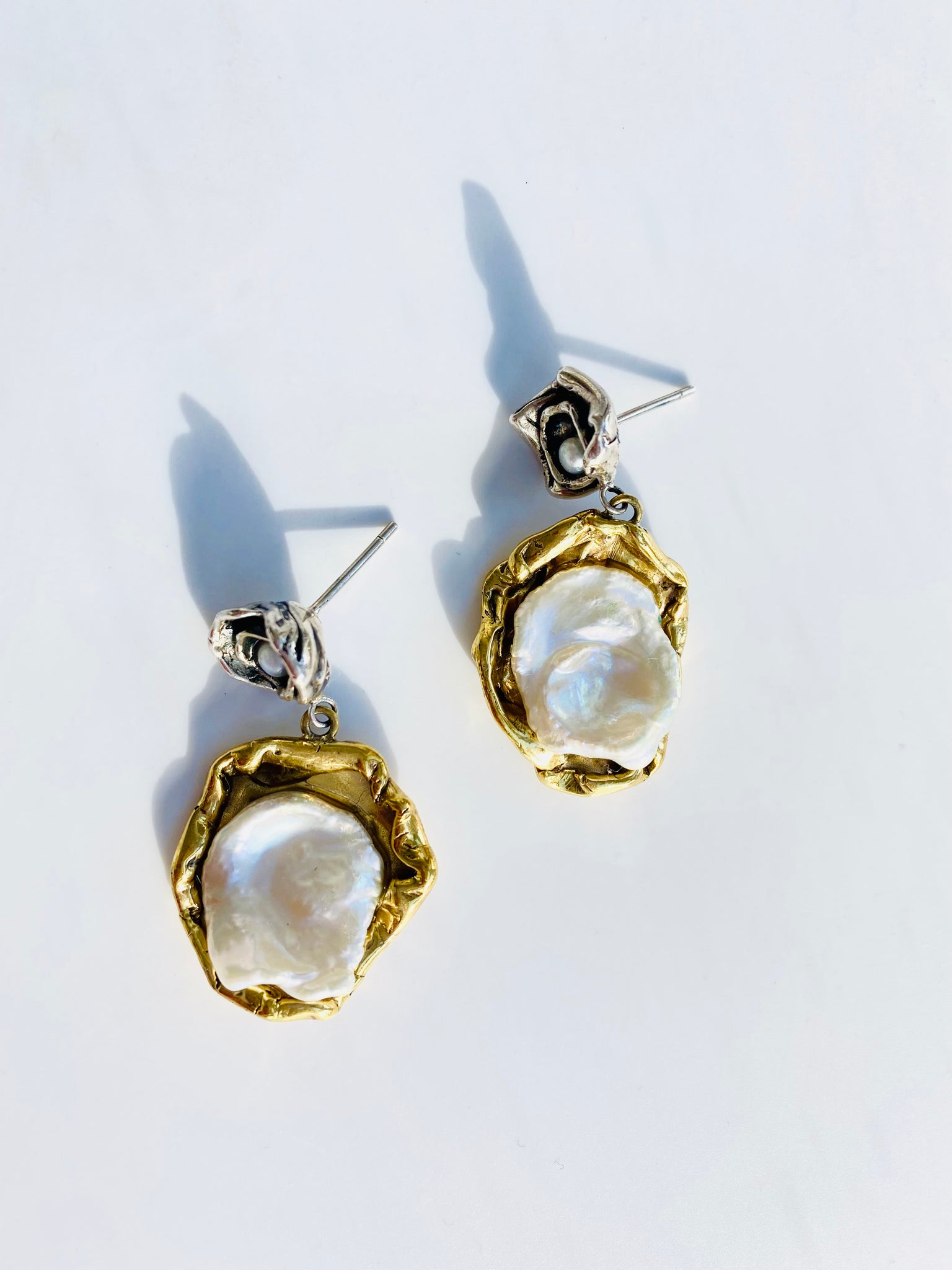 Pebble Baroque Pearl Earrings